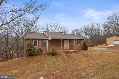 84 Lakeview Circle, Hanover, PA 17331 - Photo 1
