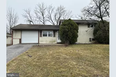 3140 Lark Drive, York, PA 17404 - Photo 1