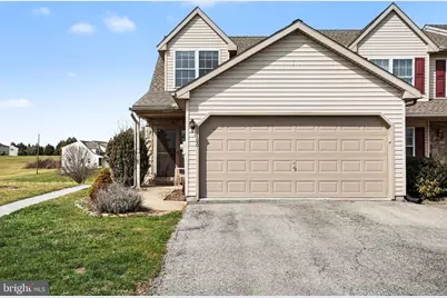 100 Stonecrop Lane #M100, Manchester, PA 17345 - Photo 1