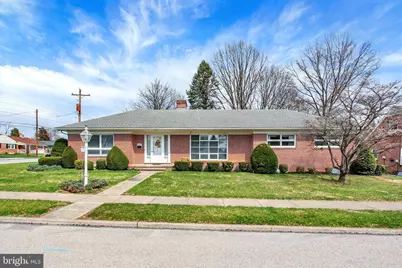 241 Charles Street, Hanover, PA 17331 - Photo 1