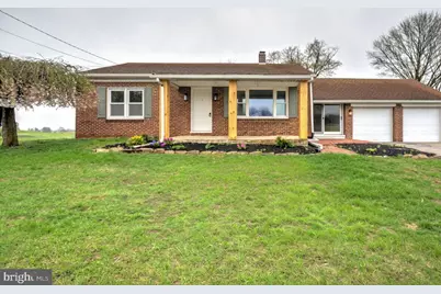 7047 Lincoln Highway W, Thomasville, PA 17364 - Photo 1