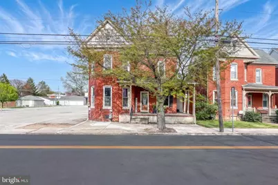 453 Carlisle Street, Hanover, PA 17331 - Photo 1