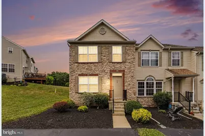 20 Buttonwood Lane #20, York, PA 17406 - Photo 1