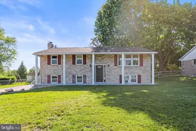 930 Westminster Avenue, Hanover, PA 17331 - Photo 1