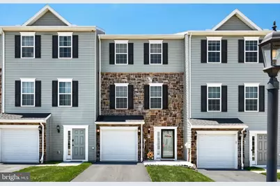 27 Holstein Drive, Hanover, PA 17331 - Photo 1