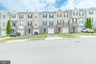 206 Bruaw Drive, York, PA 17406 - Photo 1