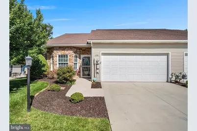 539 Parkview Lane #120, Hanover, PA 17331 - Photo 1