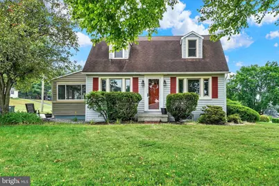 200 Evergreen Lane, York, PA 17408 - Photo 1