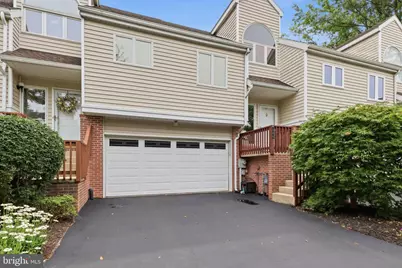 186 Greenleaf Road, York, PA 17406 - Photo 1