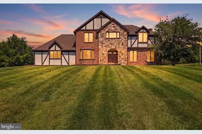 210 S Franklin Street, Dallastown, PA 17313 - Photo 1