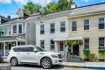 943 E King Street, York, PA 17403 - Photo 1