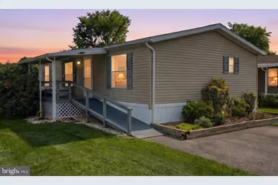 123 Mimosa Drive, York, PA 17402 - Photo 1