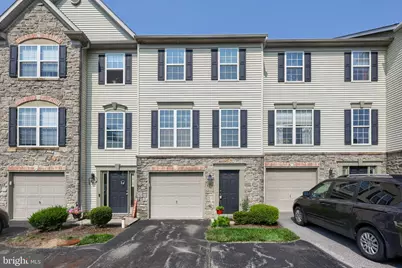 2762 Hunters Crest Drive, York, PA 17402 - Photo 1