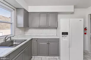 214 Morris St, Fairview, NJ 07022 - Photo 19