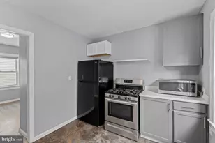 19 Cottage Pl, East Orange, NJ 07017 - Photo 13