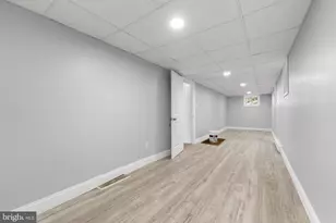 127 W 51st St, Bayonne, NJ 07002 - Photo 35