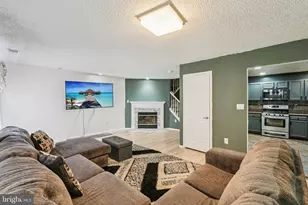 21 Cottonwood St, Jersey City, NJ 07305 - Photo 3