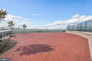 21 Cottonwood St, Jersey City, NJ 07305 - Photo 25