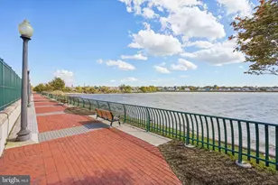 21 Cottonwood St, Jersey City, NJ 07305 - Photo 23