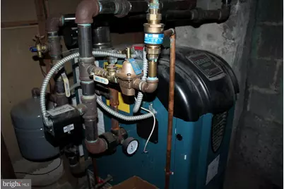 6904 Jackson Street, West New York, NJ 07093 - Photo 25