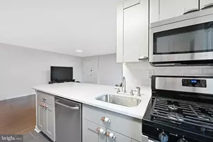1 Congress St, Jersey City, NJ 07307 - Photo 5