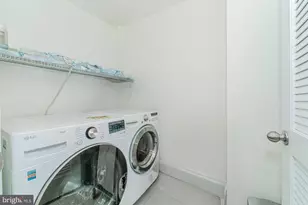 42 Creekside Ct, Secaucus, NJ 07094 - Photo 25