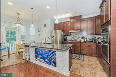 42 Creekside Court, Secaucus, NJ 07094 - Photo 7