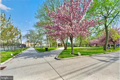 865 Summit Avenue, Jersey City, NJ 07307 - Photo 29
