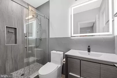865 Summit Avenue, Jersey City, NJ 07307 - Photo 19