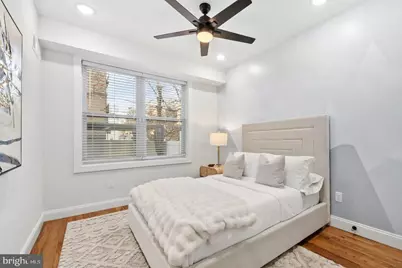 865 Summit Avenue, Jersey City, NJ 07307 - Photo 13