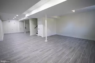 2 Allen St, Lambertville, NJ 08530 - Photo 33