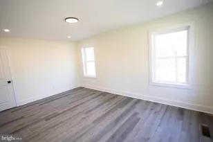 2 Allen St, Lambertville, NJ 08530 - Photo 15