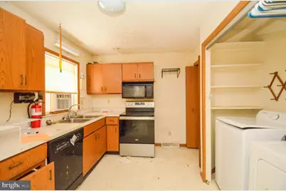 201 Hancock Street, Lambertville, NJ 08530 - Photo 11