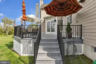 2 Dairy Farm Ln, Lambertville, NJ 08530 - Photo 15