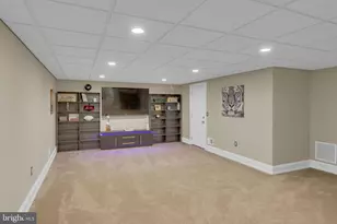 2 Dairy Farm Ln, Lambertville, NJ 08530 - Photo 71