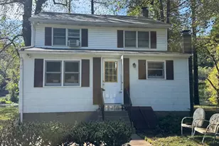 121 Byram Ln, Stockton, NJ 08559 - Photo 1