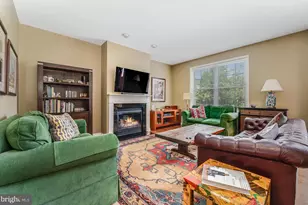 12 Higgins Ct, Flemington, NJ 08822 - Photo 3