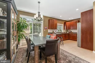 12 Higgins Ct, Flemington, NJ 08822 - Photo 9