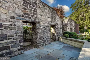 27 Lambert Ln, Lambertville, NJ 08530 - Photo 17