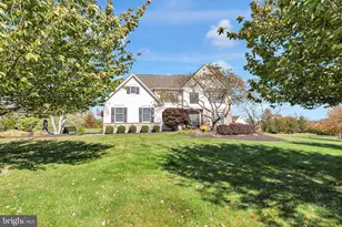 1 Surrey Ln, Lambertville, NJ 08530 - Photo 3