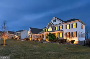 19 Donna Dr, Flemington, NJ 08822 - Photo 3