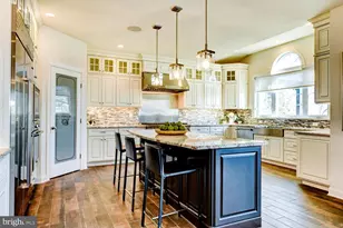 19 Donna Dr, Flemington, NJ 08822 - Photo 31