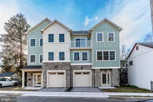 17 Wilson St, Lambertville, NJ 08530 - Photo 1