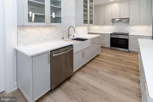 17 Wilson St, Lambertville, NJ 08530 - Photo 13