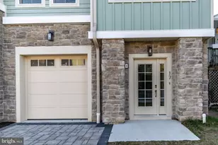 17 Wilson St, Lambertville, NJ 08530 - Photo 3