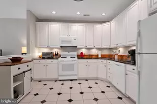 25 Rock Creek Woods Dr, Lambertville, NJ 08530 - Photo 3