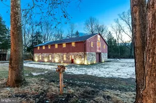 25 Risler St, Stockton, NJ 08559 - Photo 3