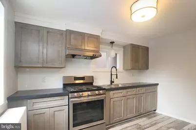 17 N Franklin Street #A, Lambertville, NJ 08530 - Photo 3