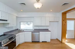 9 Old River Rd, Lambertville, NJ 08530 - Photo 13