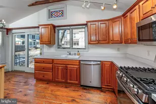 34 Buttonwood St, Lambertville, NJ 08530 - Photo 15